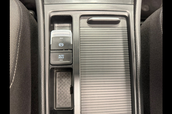 Volkswagen Golf 1.4 TSI Business AUT. PANORAMADAK NAVIGATIE ERGO ACTIVE PDC AIRCO CRUISE STOELVERWARMING KEYLESS-GO