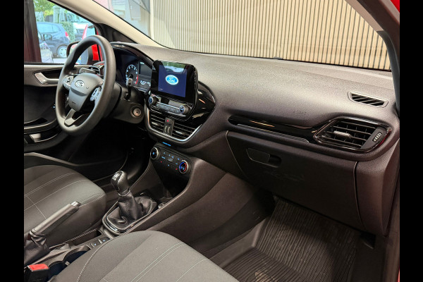 Ford Fiesta 1.1 Trend CAMERA APPLE CARPLAY STOELVERWARMING PDC AIRCO CRUISE