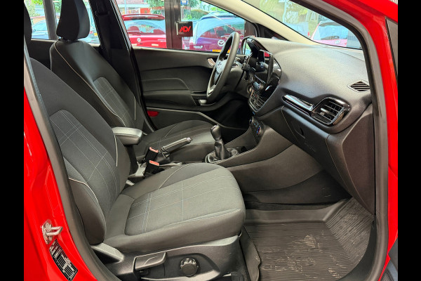 Ford Fiesta 1.1 Trend CAMERA APPLE CARPLAY STOELVERWARMING PDC AIRCO CRUISE