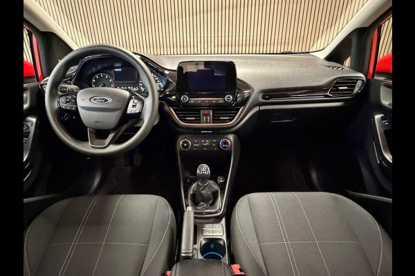 Ford Fiesta 1.1 Trend CAMERA APPLE CARPLAY STOELVERWARMING PDC AIRCO CRUISE