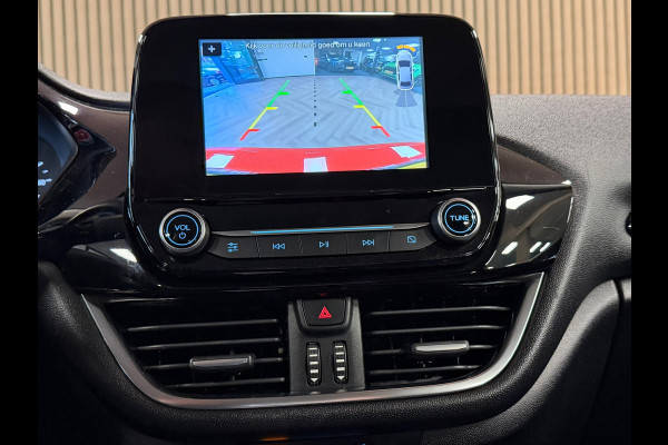 Ford Fiesta 1.1 Trend CAMERA APPLE CARPLAY STOELVERWARMING PDC AIRCO CRUISE