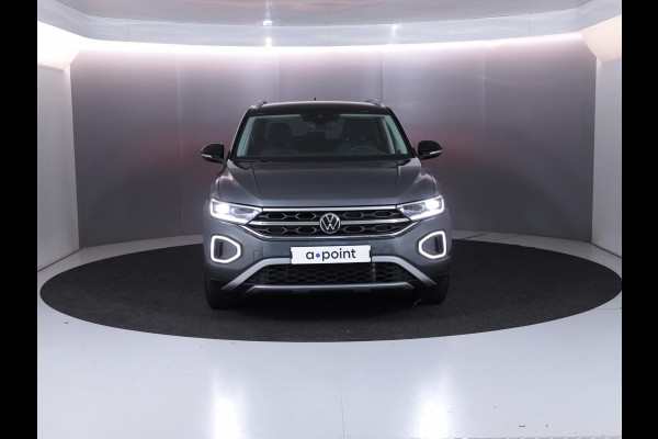 Volkswagen T-Roc 1.5 TSI Style 150 PK DSG | Trekhaak afneembaar | Navigatie | Stoel verwarming en massage | Alcantara |