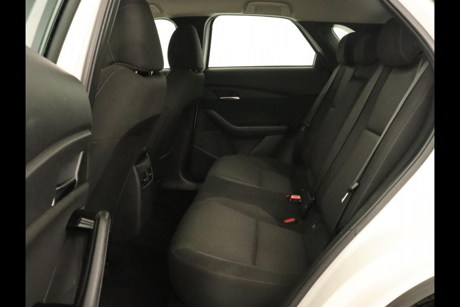Mazda CX-30 2.0 eSkyActiv-X Comfort | Stoel & stuurverwarming | Head-Up | Adaptive cruise | Camera | Carplay | Full LED | Navigatie | Climate control