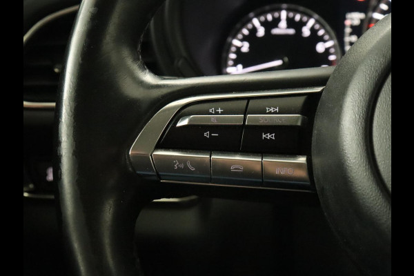 Mazda CX-30 2.0 eSkyActiv-X Comfort | Stoel & stuurverwarming | Head-Up | Adaptive cruise | Camera | Carplay | Full LED | Navigatie | Climate control