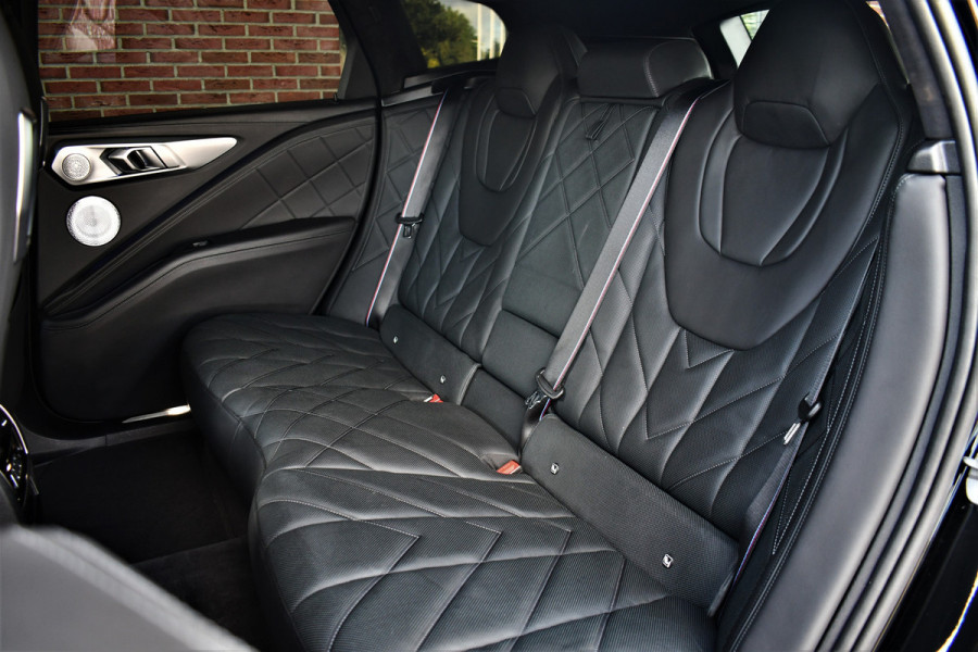 BMW XM V8 650pk 30kWH | B&W | Trekh | 23inch | DA-Prof | M-Drivers pack