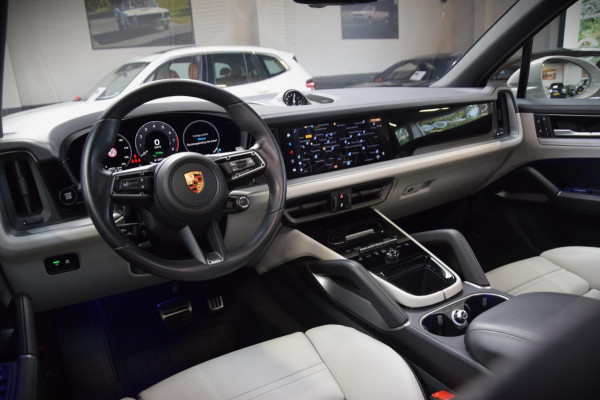 Porsche Cayenne 3.0 E-Hybrid Panoramadak|Nw.Model|Bose|Org.NL|Lane-Ass|360 view|