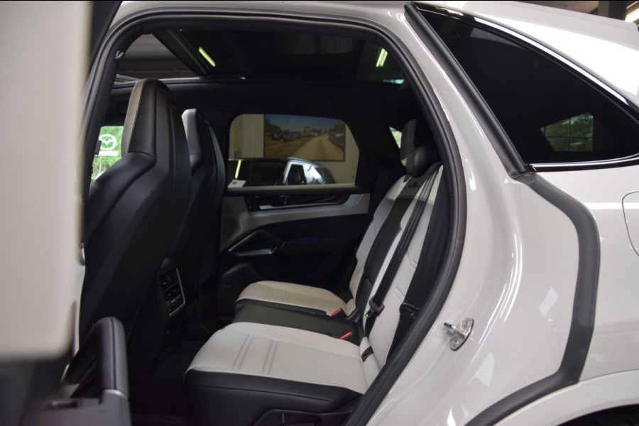 Porsche Cayenne 3.0 E-Hybrid Panoramadak|Nw.Model|Bose|Org.NL|Lane-Ass|360 view|