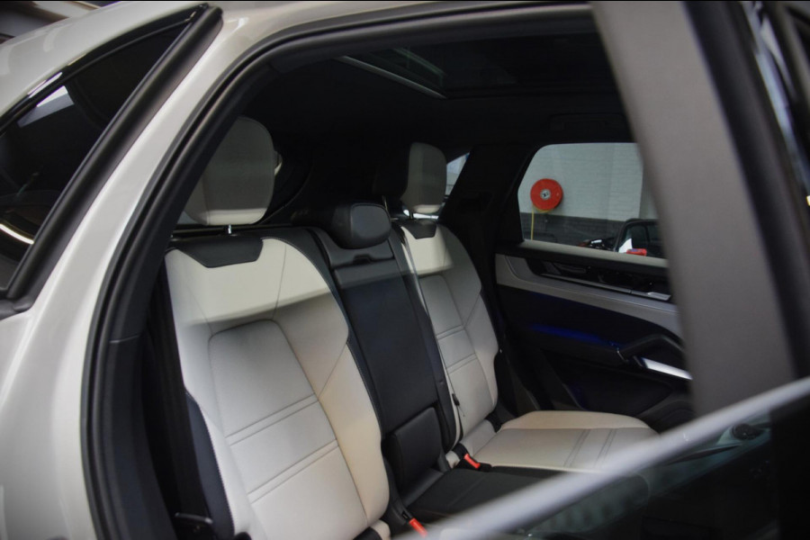 Porsche Cayenne 3.0 E-Hybrid Panoramadak|Nw.Model|Bose|Org.NL|Lane-Ass|360 view|