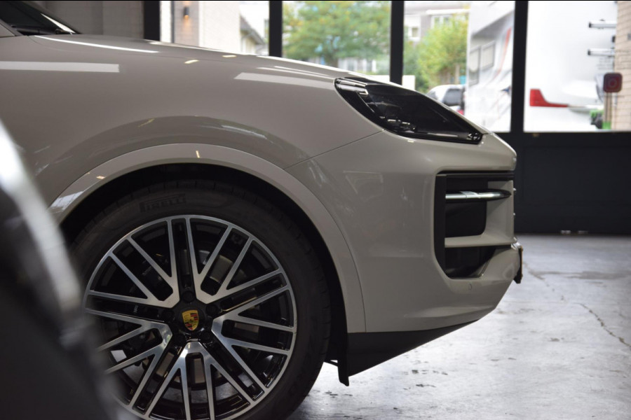 Porsche Cayenne 3.0 E-Hybrid Panoramadak|Nw.Model|Bose|Org.NL|Lane-Ass|360 view|