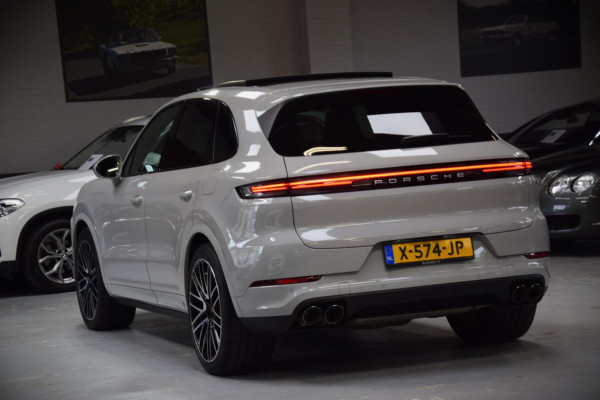 Porsche Cayenne 3.0 E-Hybrid Panoramadak|Nw.Model|Bose|Org.NL|Lane-Ass|360 view|