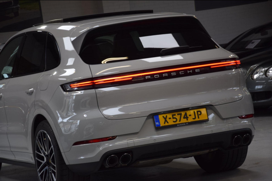 Porsche Cayenne 3.0 E-Hybrid Panoramadak|Nw.Model|Bose|Org.NL|Lane-Ass|360 view|