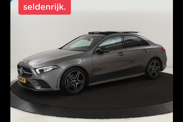 Mercedes-Benz A-Klasse 180d AMG Night | Panoramadak | Trekhaak | Stoelverwarming | Camera | Widescreen | Navigatie | Full LED | Leder/Alcantara