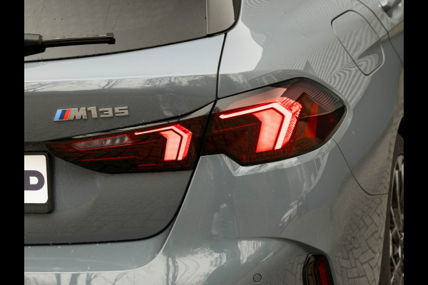 BMW 1-serie M135 xDrive M-Sport Pro - Pano - Harman Kardon - Driving Ass Plus