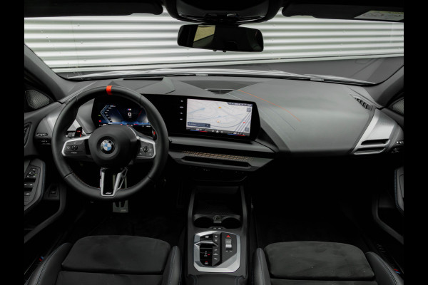 BMW 1-serie M135 xDrive M-Sport Pro - Pano - Harman Kardon - Driving Ass Plus