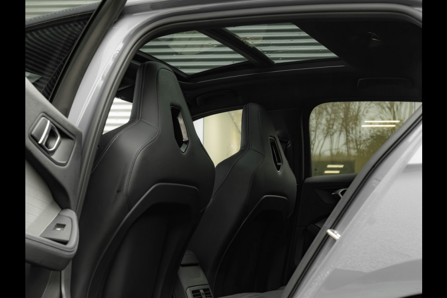 BMW 1-serie M135 xDrive M-Sport Pro - Pano - Harman Kardon - Driving Ass Plus