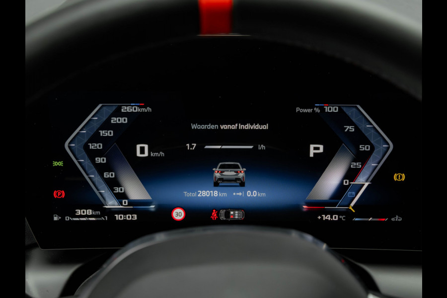 BMW 1-serie M135 xDrive M-Sport Pro - Pano - Harman Kardon - Driving Ass Plus