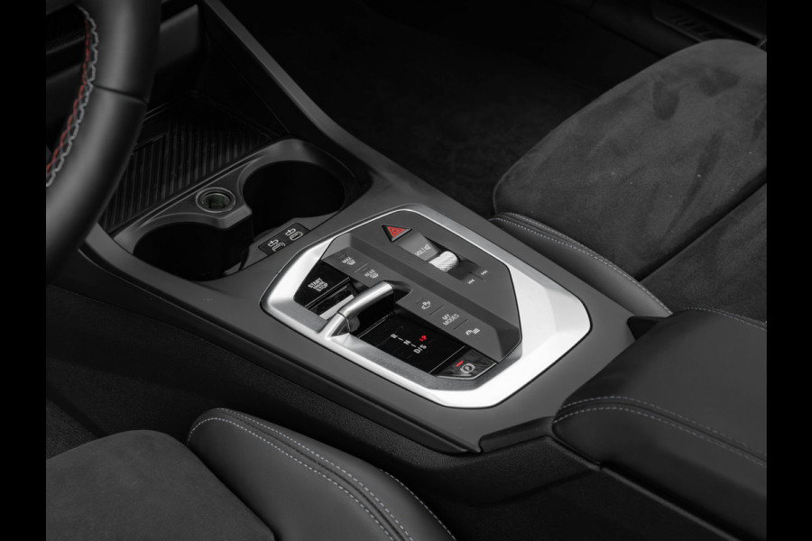 BMW 1-serie M135 xDrive M-Sport Pro - Pano - Harman Kardon - Driving Ass Plus