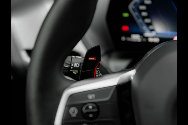 BMW 1-serie M135 xDrive M-Sport Pro - Pano - Harman Kardon - Driving Ass Plus