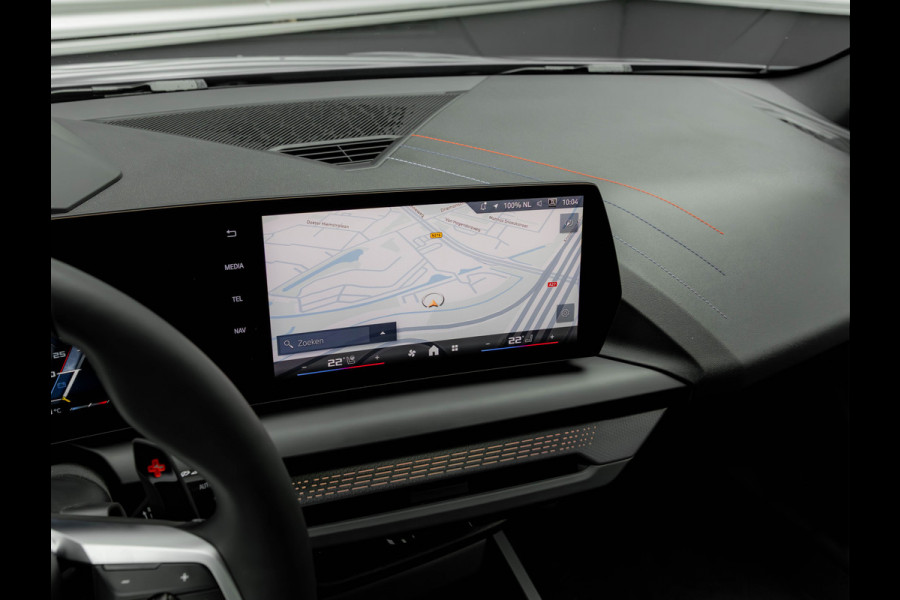 BMW 1-serie M135 xDrive M-Sport Pro - Pano - Harman Kardon - Driving Ass Plus