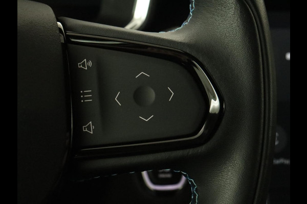 Lynk & Co 01 1.5 Plug In | Panoramadak | Infinity by Harman | Camera | Adaptive cruise | Stoelverwarming | Carplay | Memory | Full LED | PHEV