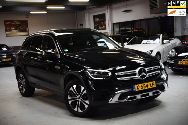 Mercedes-Benz GLC 300e 4MATIC Panoramadak|Dealer onderhouden|ACC|360 view|