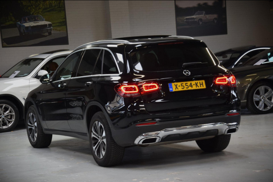 Mercedes-Benz GLC 300e 4MATIC Panoramadak|Dealer onderhouden|ACC|360 view|