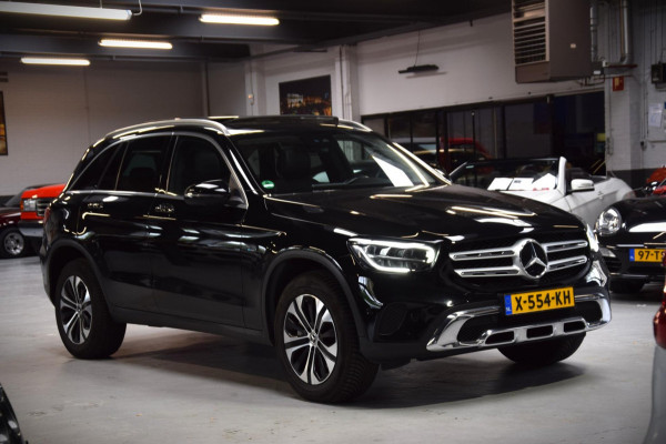 Mercedes-Benz GLC 300e 4MATIC Panoramadak|Dealer onderhouden|ACC|360 view|