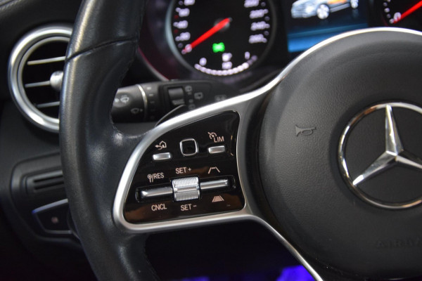 Mercedes-Benz GLC 300e 4MATIC Panoramadak|Dealer onderhouden|ACC|360 view|