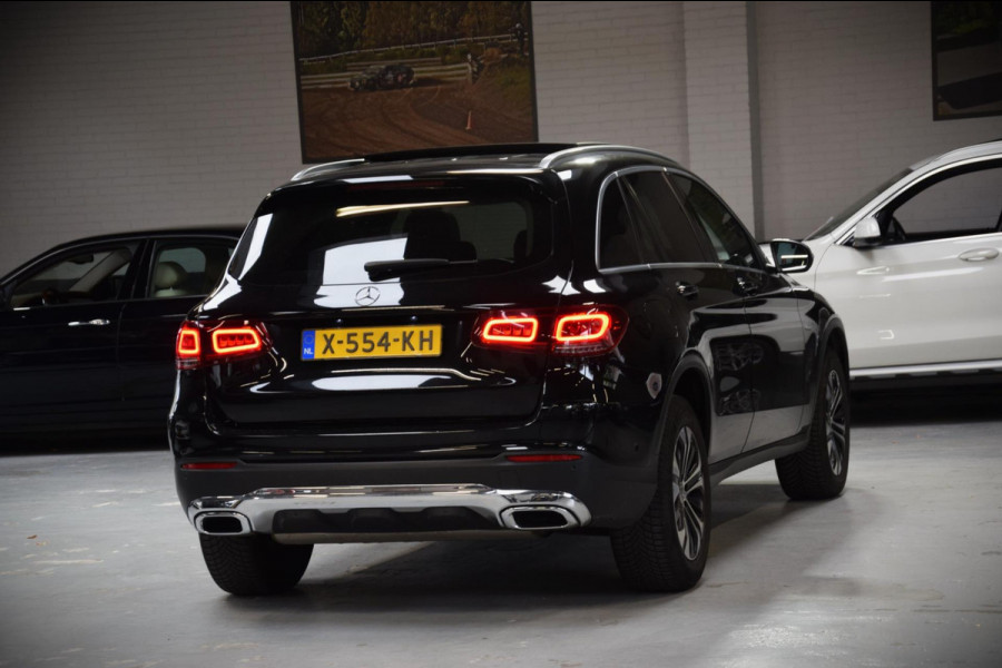 Mercedes-Benz GLC 300e 4MATIC Panoramadak|Dealer onderhouden|ACC|360 view|