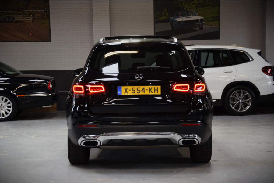 Mercedes-Benz GLC 300e 4MATIC Panoramadak|Dealer onderhouden|ACC|360 view|