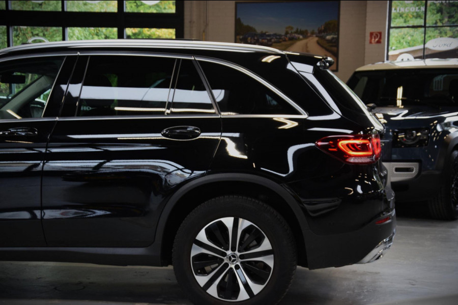 Mercedes-Benz GLC 300e 4MATIC Panoramadak|Dealer onderhouden|ACC|360 view|