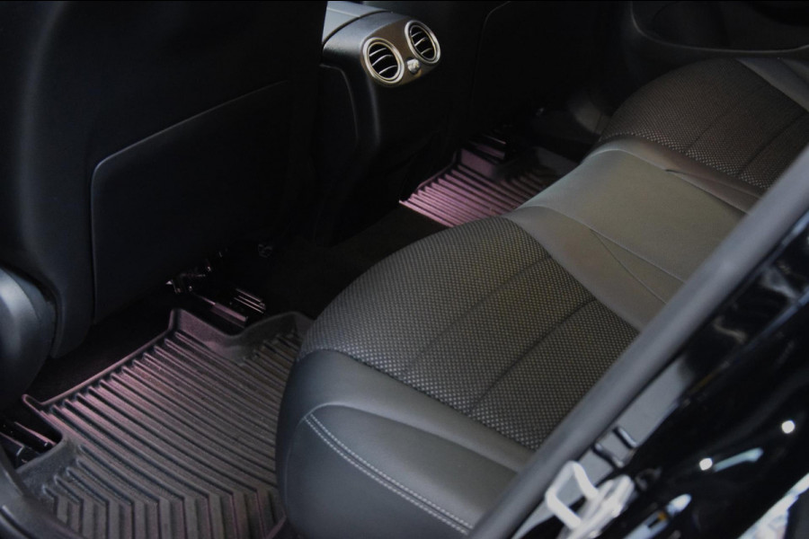 Mercedes-Benz GLC 300e 4MATIC Panoramadak|Dealer onderhouden|ACC|360 view|
