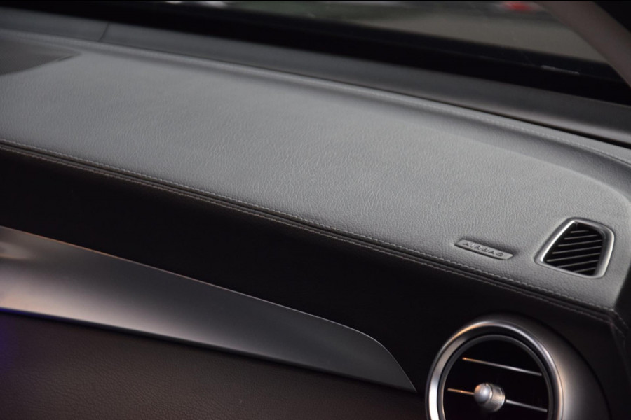 Mercedes-Benz GLC 300e 4MATIC Panoramadak|Dealer onderhouden|ACC|360 view|