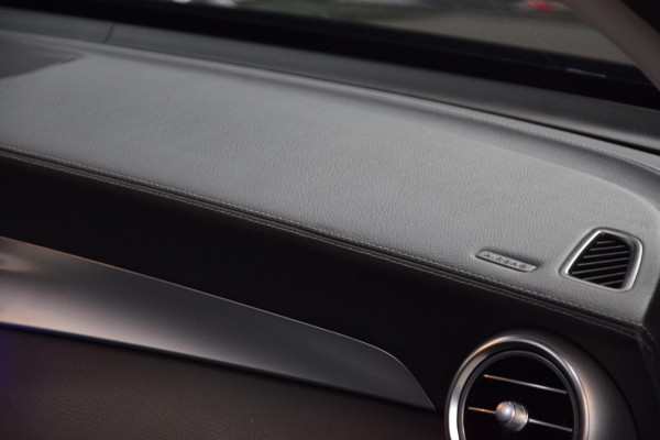 Mercedes-Benz GLC 300e 4MATIC Panoramadak|Dealer onderhouden|ACC|360 view|