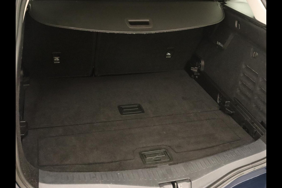 Renault Mégane 1.3 TCe Business Zen | Trekhaak | Camera | Carplay | Keyless | Navigatie | Full LED | Parkeerhulp | Cruise control | Climate control