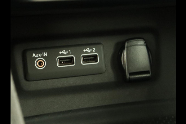 Renault Mégane 1.3 TCe Business Zen | Trekhaak | Camera | Carplay | Keyless | Navigatie | Full LED | Parkeerhulp | Cruise control | Climate control