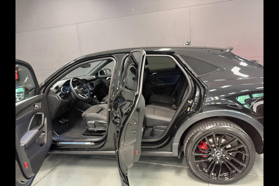 Audi Q3 Sportback 45 TFSI e 2 X S-LINE BLACK-LINE 20'' NAVI/DAB/CARPLAY/CAM/CRUISE/LED/ECC/PDC///