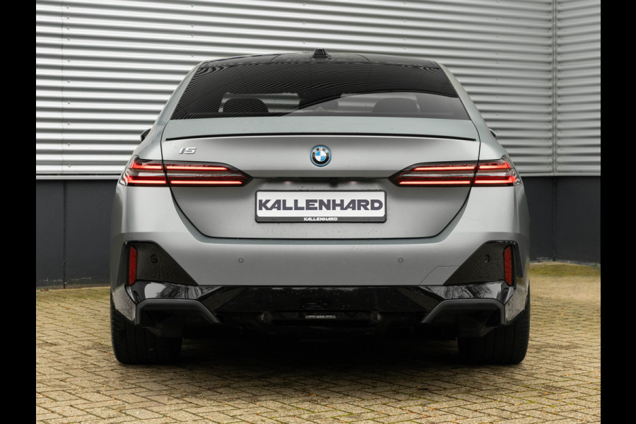 BMW i5 eDrive40 M-Sport Pro - Pano - Trekhaak - Driving Ass Prof - Stoelventilatie