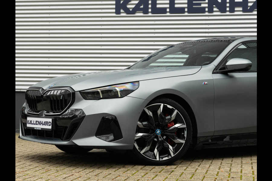 BMW i5 eDrive40 M-Sport Pro - Pano - Trekhaak - Driving Ass Prof - Stoelventilatie