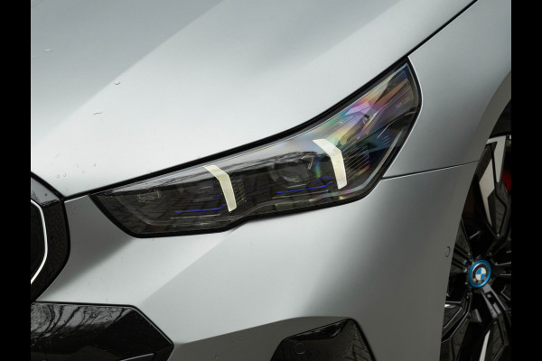 BMW i5 eDrive40 M-Sport Pro - Pano - Trekhaak - Driving Ass Prof - Stoelventilatie