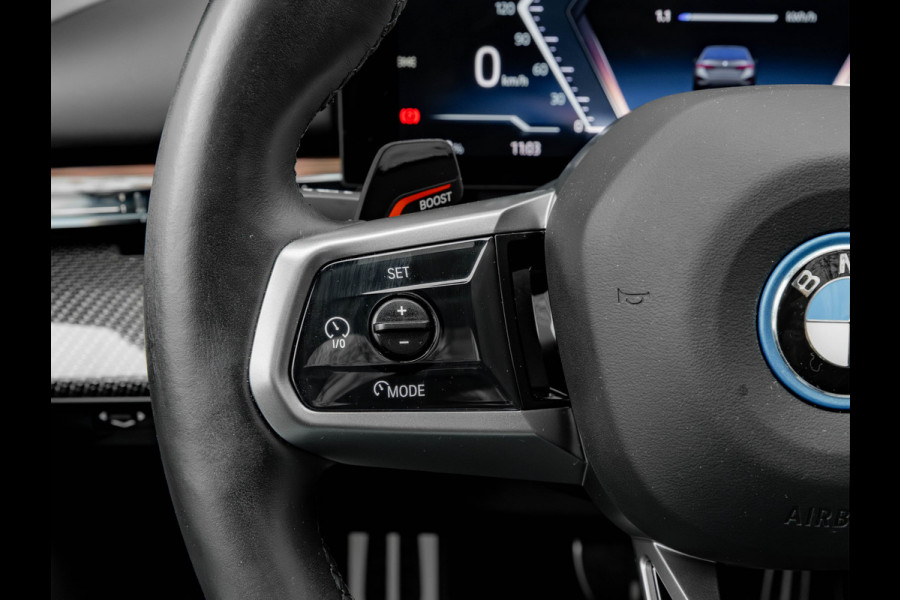 BMW i5 eDrive40 M-Sport Pro - Pano - Trekhaak - Driving Ass Prof - Stoelventilatie