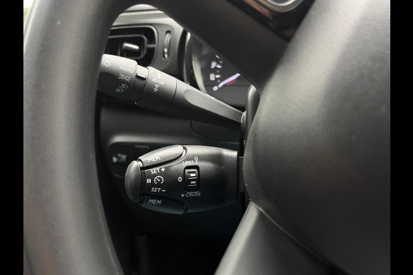 Citroën C3 1.2 Feel, Airco, Navi, CarPlay, Cruise, PDC, Two-tone