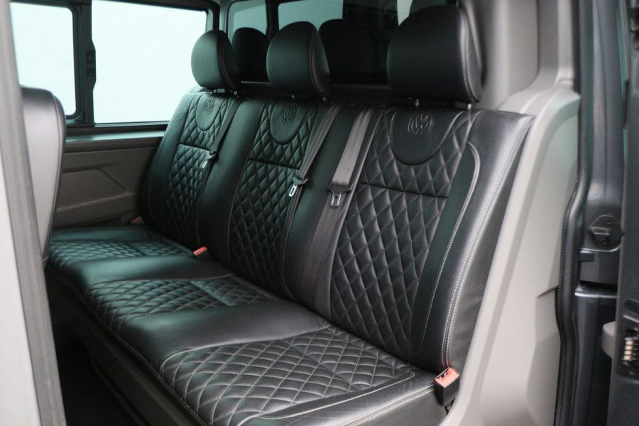 Volkswagen Transporter 2.0 TDI DSG L2H1 30 DC Highline Leer, 2x Elektr. Schuifdeur, ACC, Camera, Apple Carplay, LED, Trekhaak, 20''