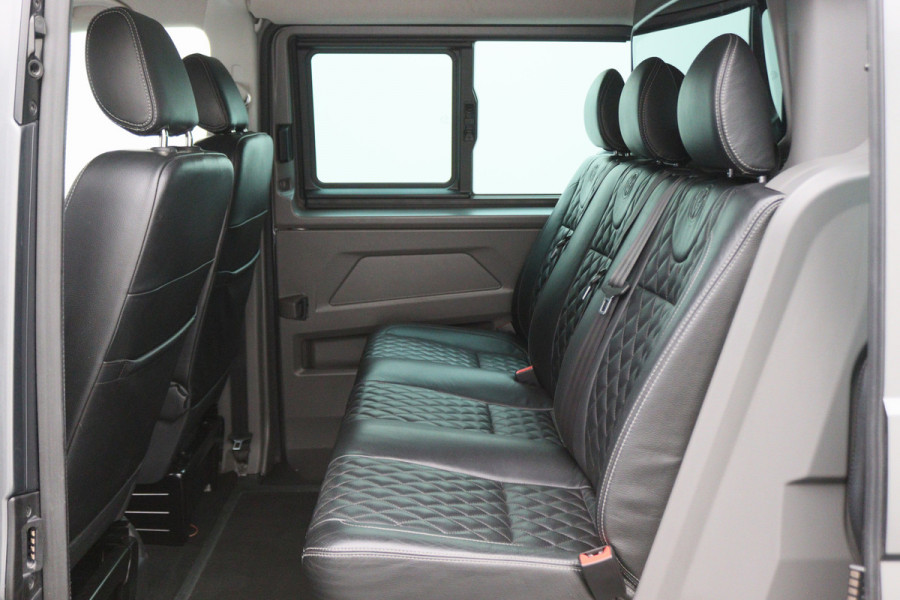 Volkswagen Transporter 2.0 TDI DSG L2H1 30 DC Highline Leer, 2x Elektr. Schuifdeur, ACC, Camera, Apple Carplay, LED, Trekhaak, 20''
