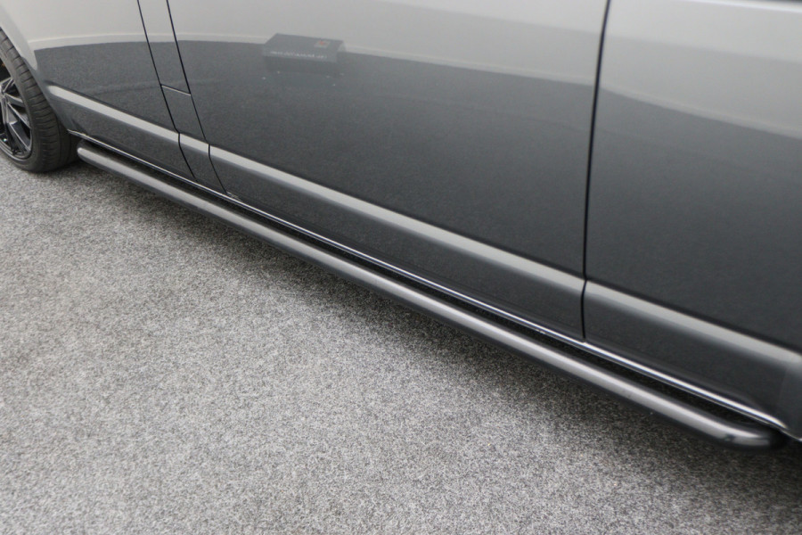 Volkswagen Transporter 2.0 TDI DSG L2H1 30 DC Highline Leer, 2x Elektr. Schuifdeur, ACC, Camera, Apple Carplay, LED, Trekhaak, 20''