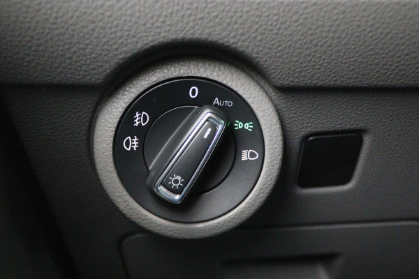 Volkswagen Transporter 2.0 TDI DSG L2H1 30 DC Highline Leer, 2x Elektr. Schuifdeur, ACC, Camera, Apple Carplay, LED, Trekhaak, 20''