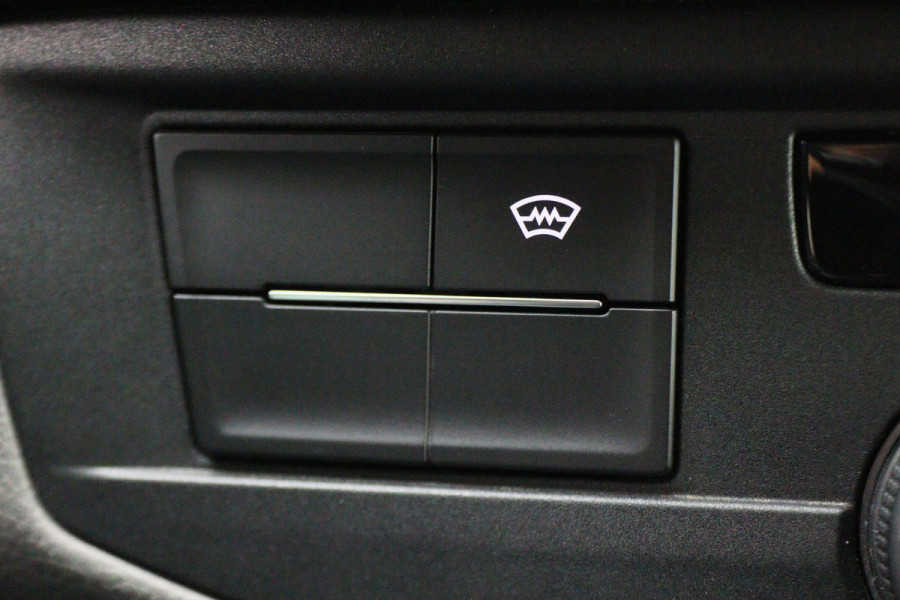 Volkswagen Transporter 2.0 TDI DSG L2H1 30 DC Highline Leer, 2x Elektr. Schuifdeur, ACC, Camera, Apple Carplay, LED, Trekhaak, 20''