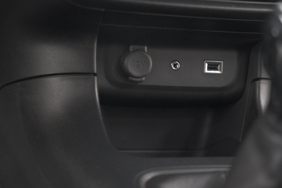 Citroën C3 PureTech 82 Feel Edition | Parkeersensoren | Navigatie | Apple Carplay