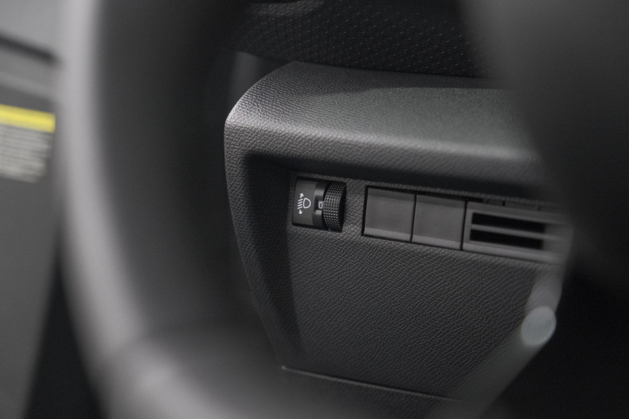 Citroën C4 Hybrid 136 e-DCS6 Plus | Camera | Apple Carplay | Navigatie | Parkeersensoren