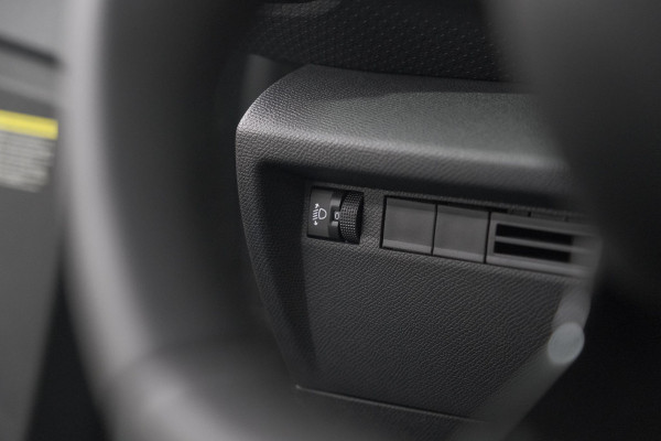 Citroën C4 Hybrid 136 e-DCS6 Plus | Camera | Apple Carplay | Navigatie | Parkeersensoren